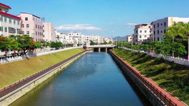 海丰县公平镇日兴河景观。 图片